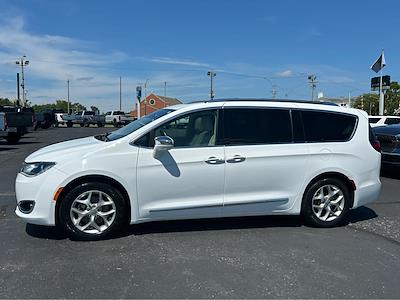 2020 Chrysler Pacifica FWD Minivan for sale #A624A - photo 1