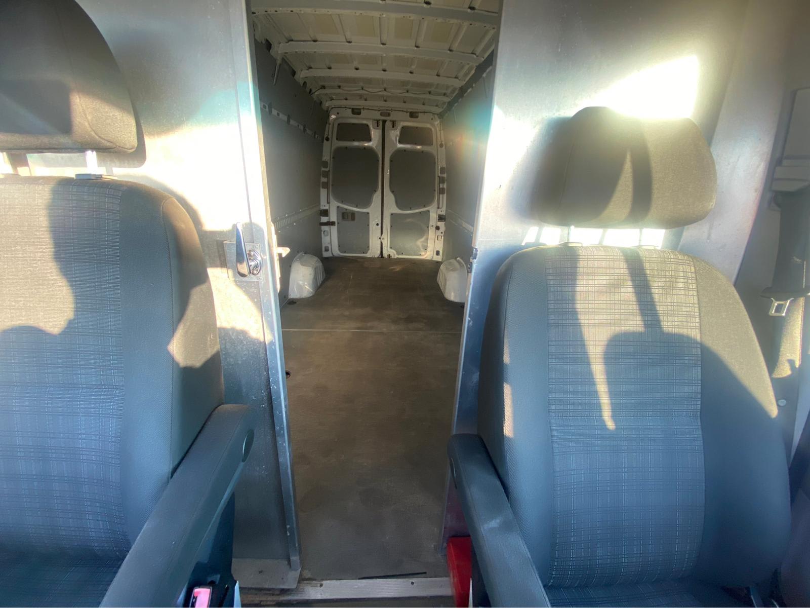 Used 2015 Freightliner Sprinter 2500 - photo 14