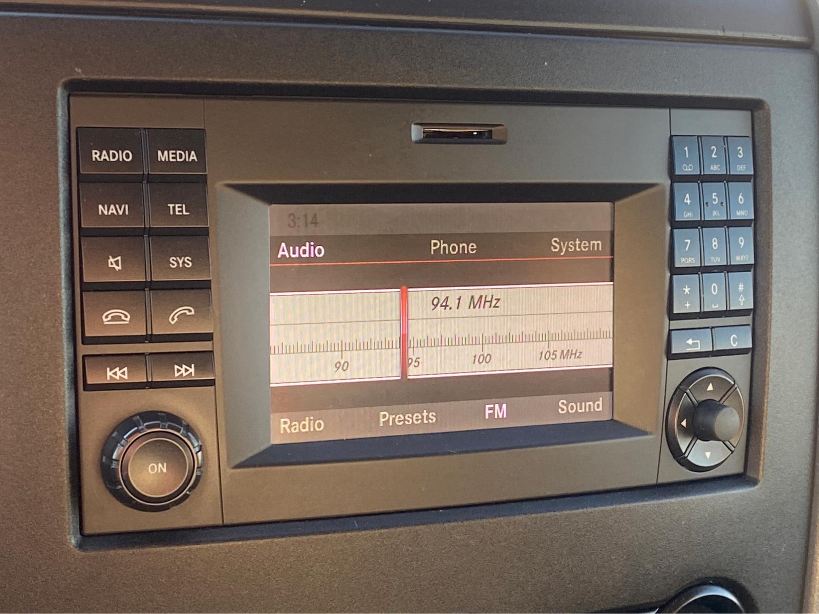 Used 2015 Freightliner Sprinter 2500 - photo 24
