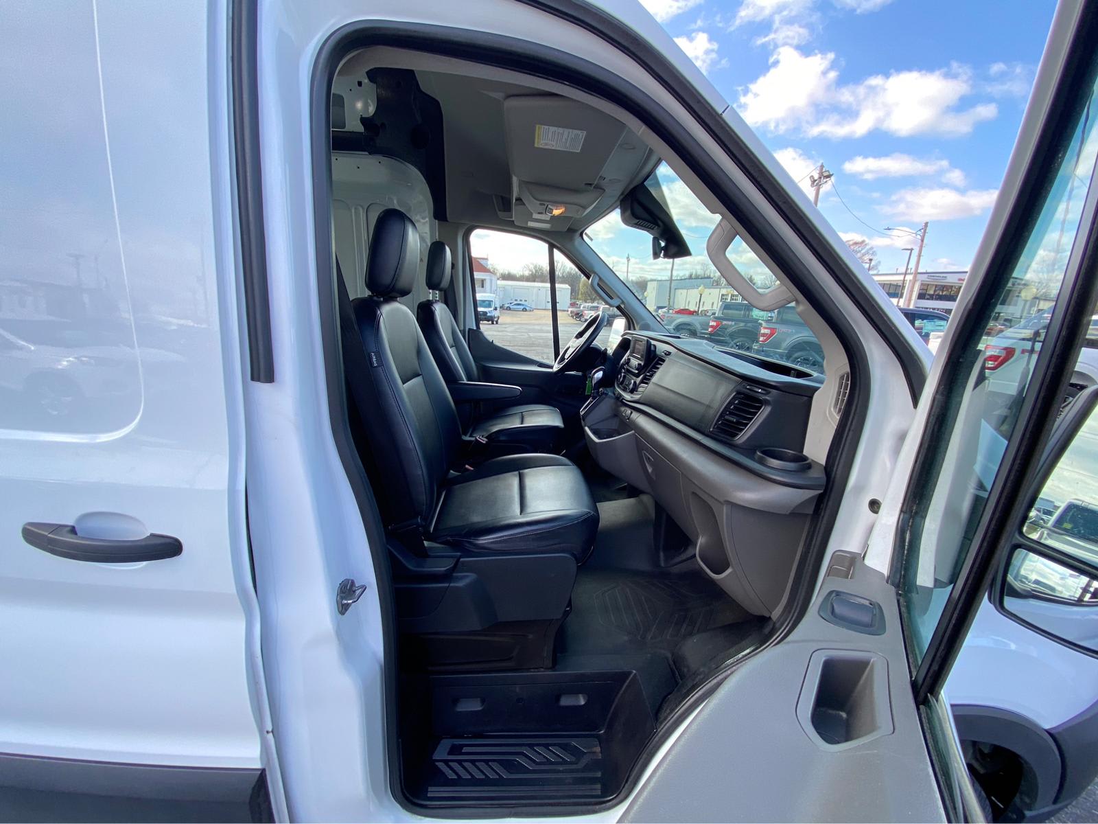 Used 2020 Ford Transit 250 - photo 17