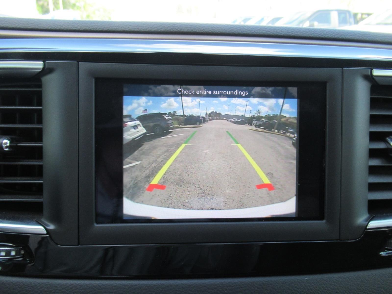 Used 2018 Chrysler Pacifica - photo 31