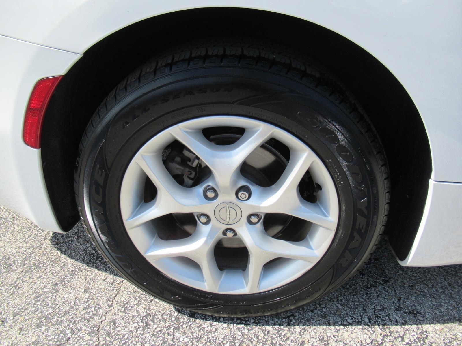 Used 2018 Chrysler Pacifica - photo 10