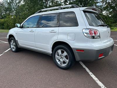 Used 2003 Mitsubishi Outlander for sale #068475 - photo 2