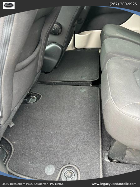 Used 2018 Chrysler Pacifica - photo 17
