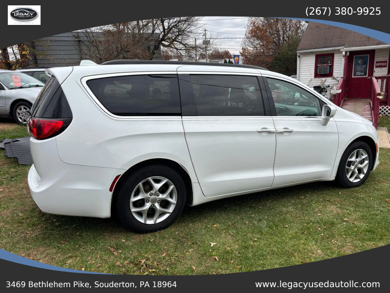 Used 2018 Chrysler Pacifica - photo 50