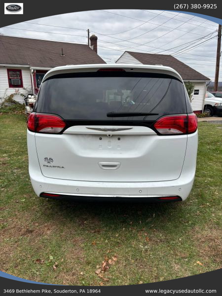 Used 2018 Chrysler Pacifica - photo 51