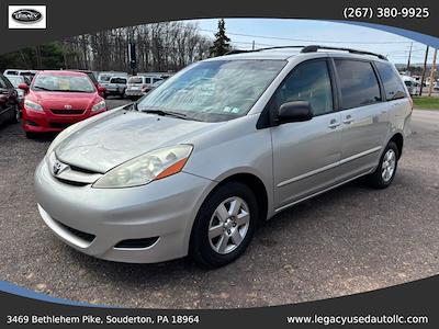 Used 2008 Toyota Sienna - photo 1