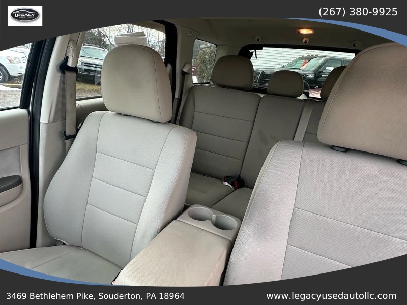 Used 2011 Ford Escape - photo 30