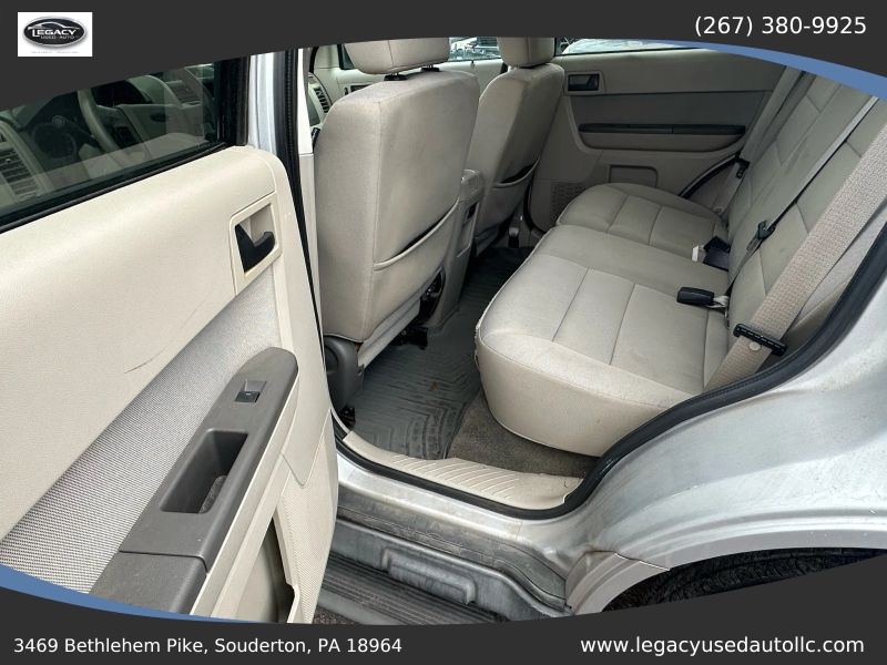 Used 2011 Ford Escape - photo 32