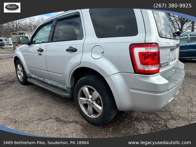 Used 2011 Ford Escape - photo 7