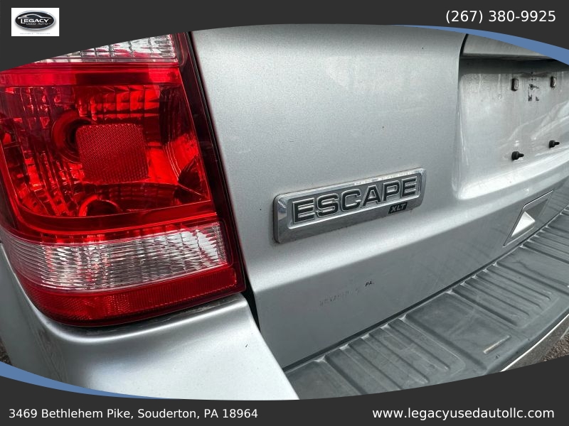 Used 2011 Ford Escape - photo 8
