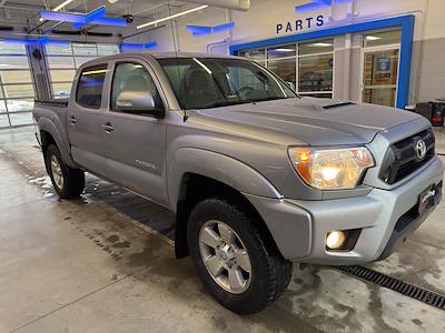 Used 2015 Toyota Tacoma - photo 1