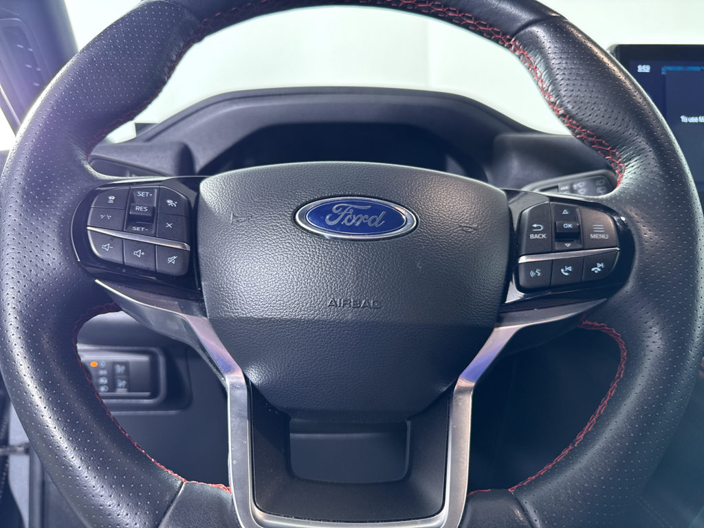Used 2025 Ford Explorer - photo 21