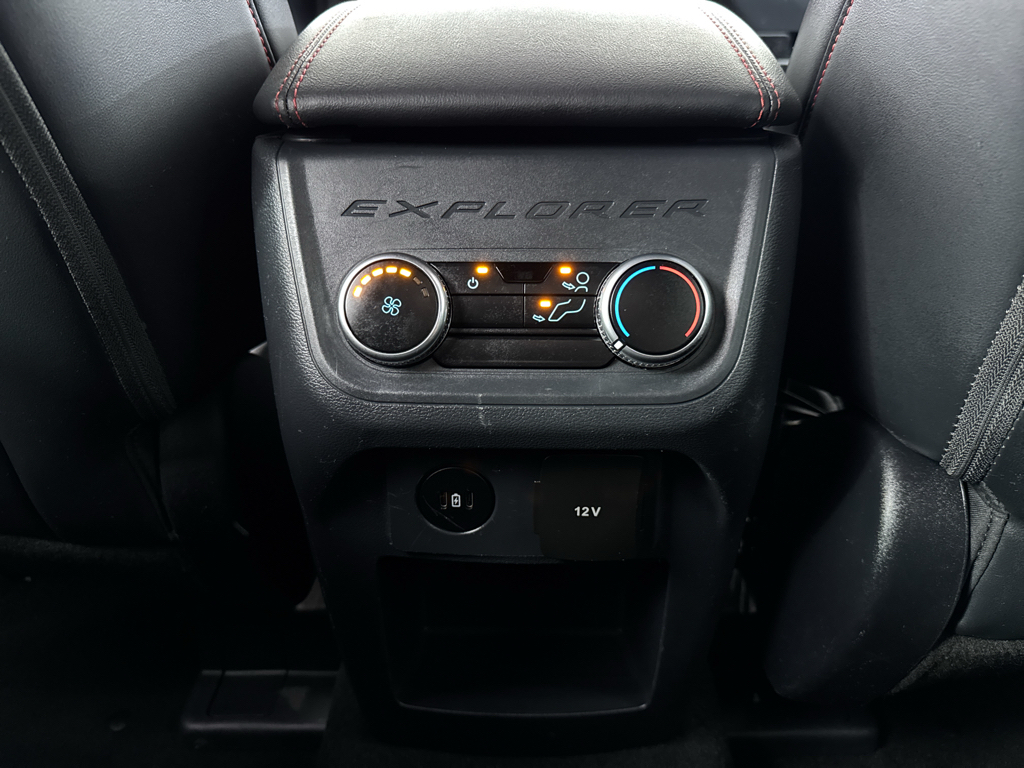 Used 2025 Ford Explorer - photo 23