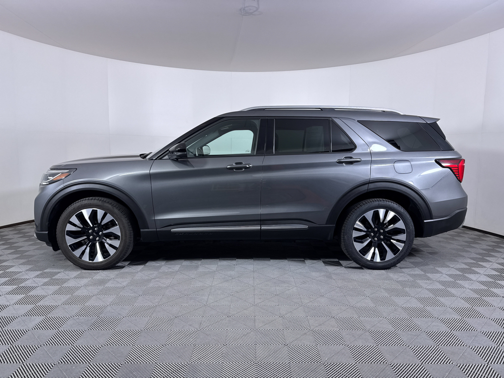 Used 2025 Ford Explorer - photo 13