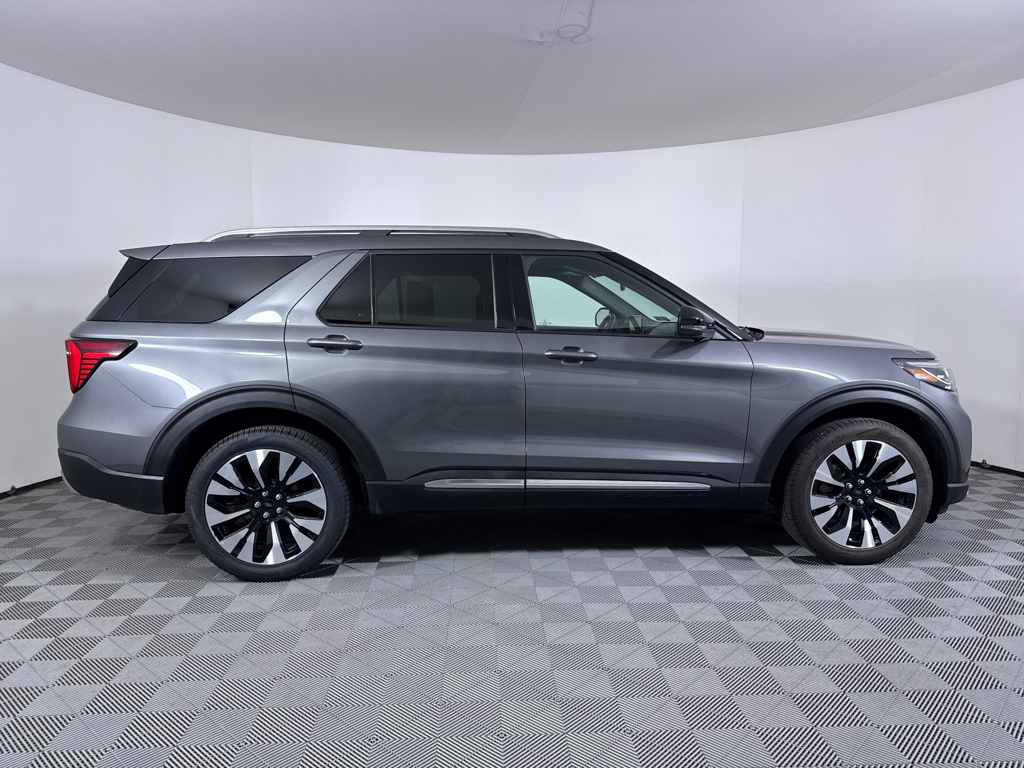 Used 2025 Ford Explorer - photo 14