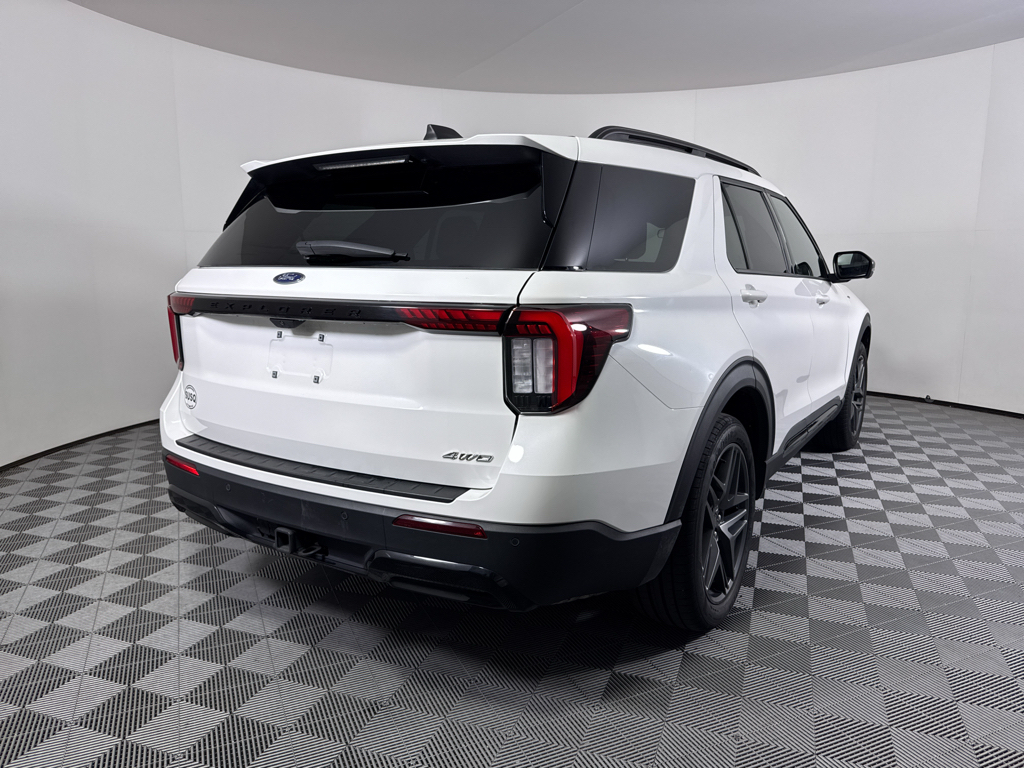 Used 2025 Ford Explorer - photo 20