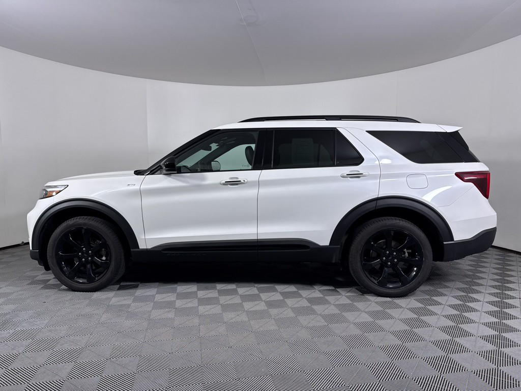 Used 2024 Ford Explorer - photo 12