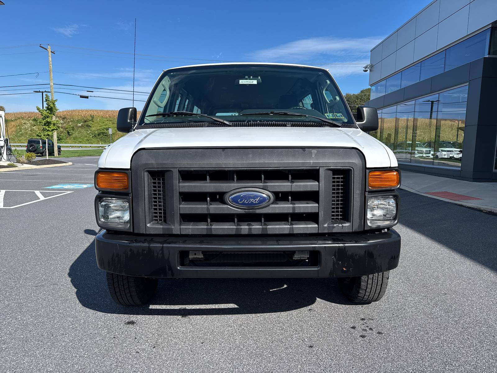 Used 2013 Ford E-250 - photo 2
