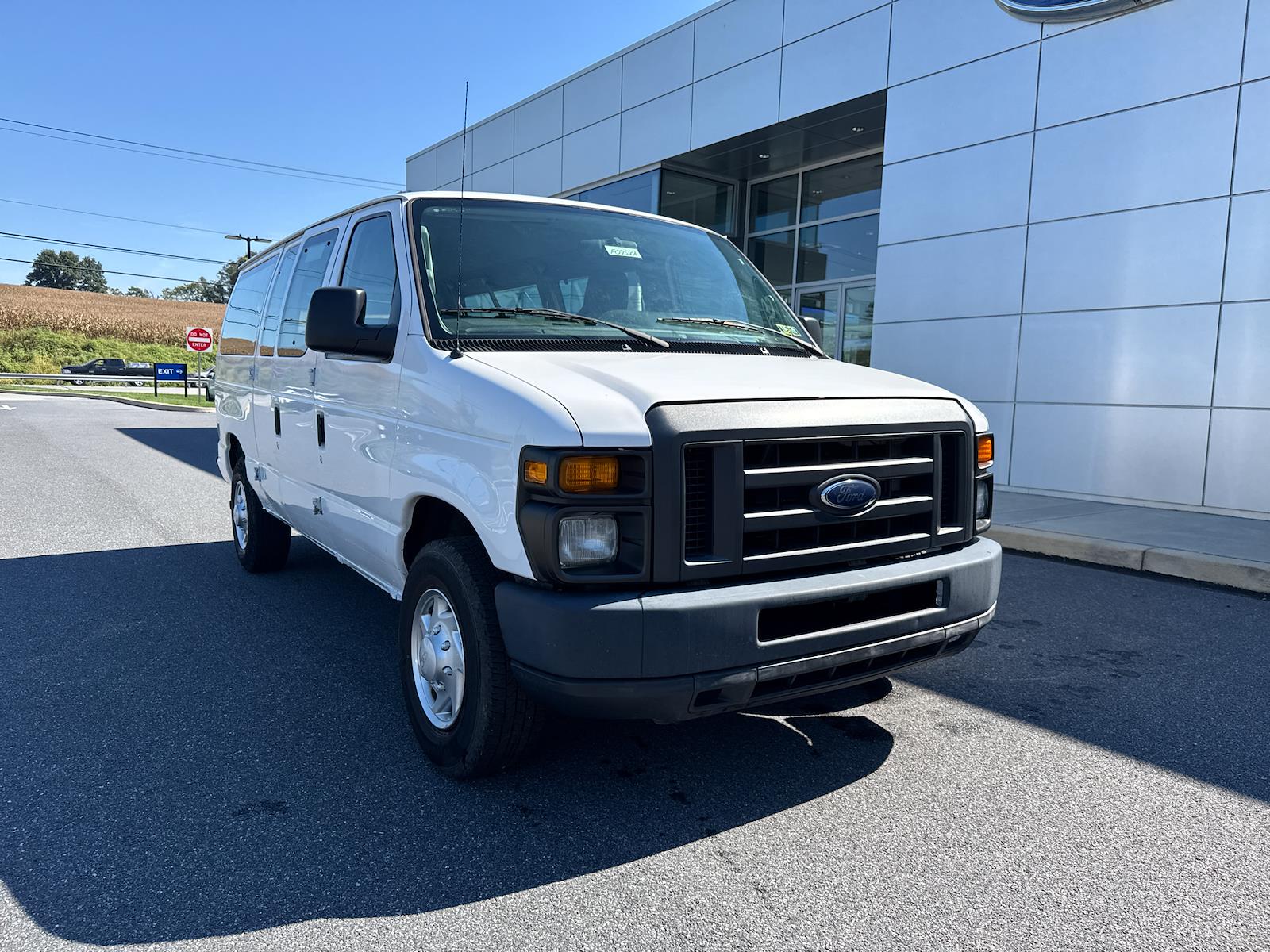 Used 2013 Ford E-250 - photo 1