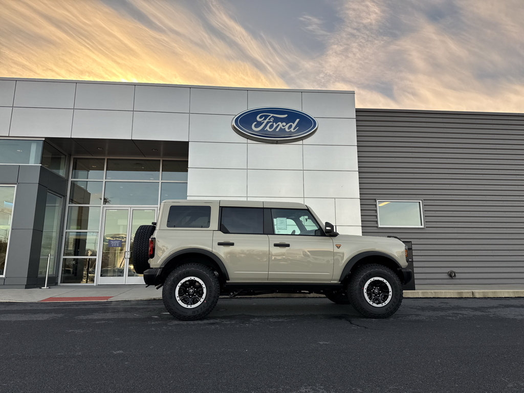 New 2025 Ford Bronco - photo 14