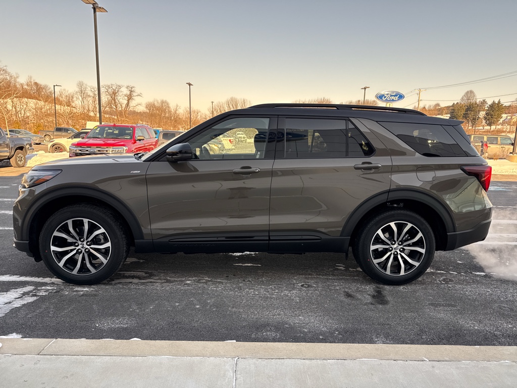 New 2026 Ford Explorer - photo 17