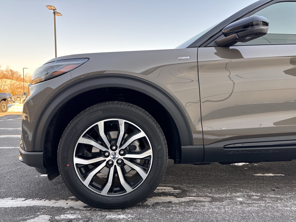 New 2026 Ford Explorer - photo 21