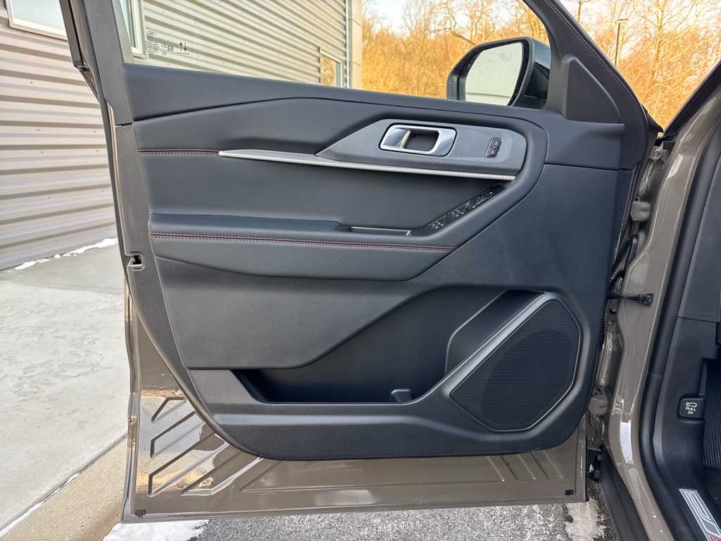New 2026 Ford Explorer - photo 29