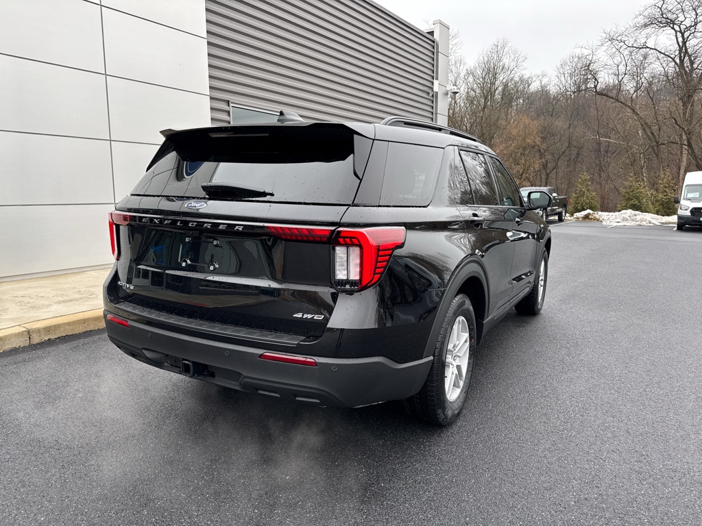 New 2026 Ford Explorer - photo 2