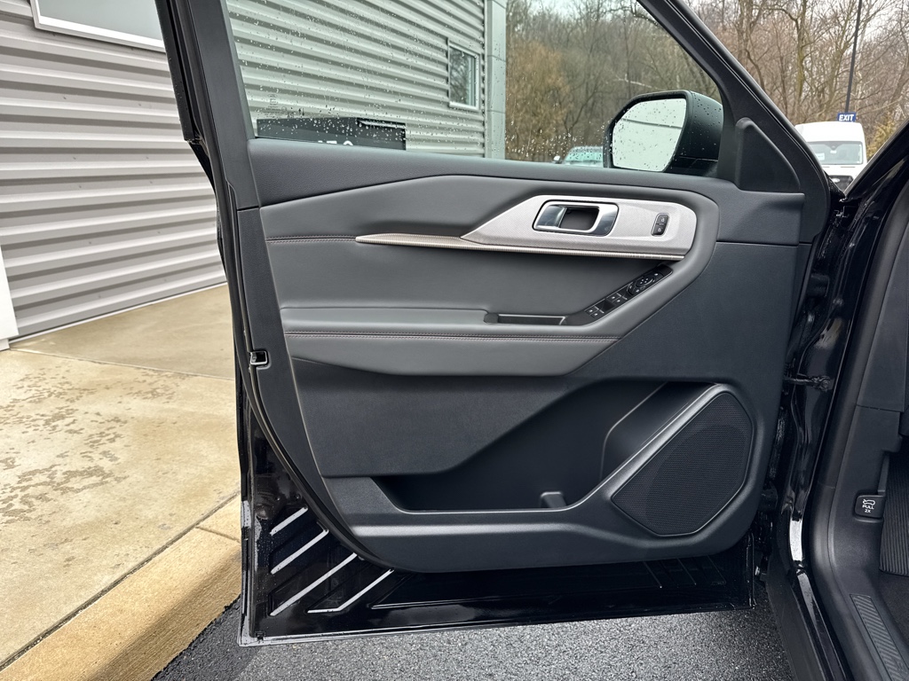 New 2026 Ford Explorer - photo 27