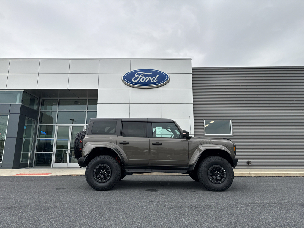 New 2026 Ford Bronco - photo 2