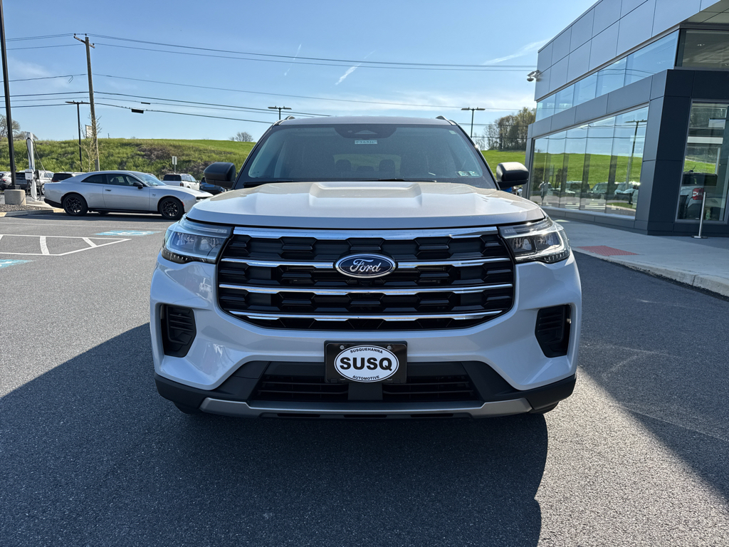 New 2026 Ford Explorer - photo 2