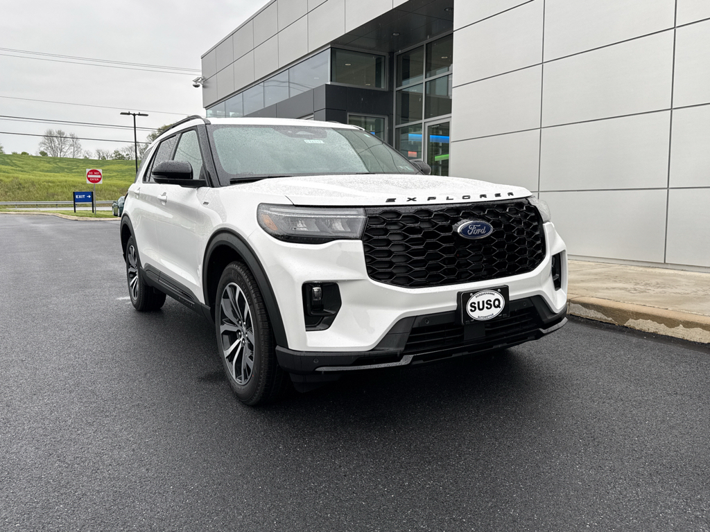 New 2026 Ford Explorer - photo 1