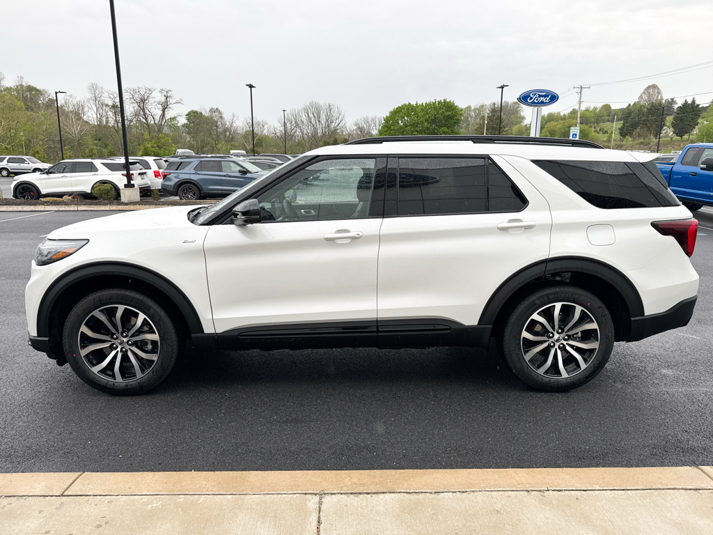 New 2026 Ford Explorer - photo 13