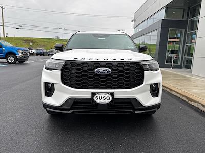 New 2026 Ford Explorer - photo 2