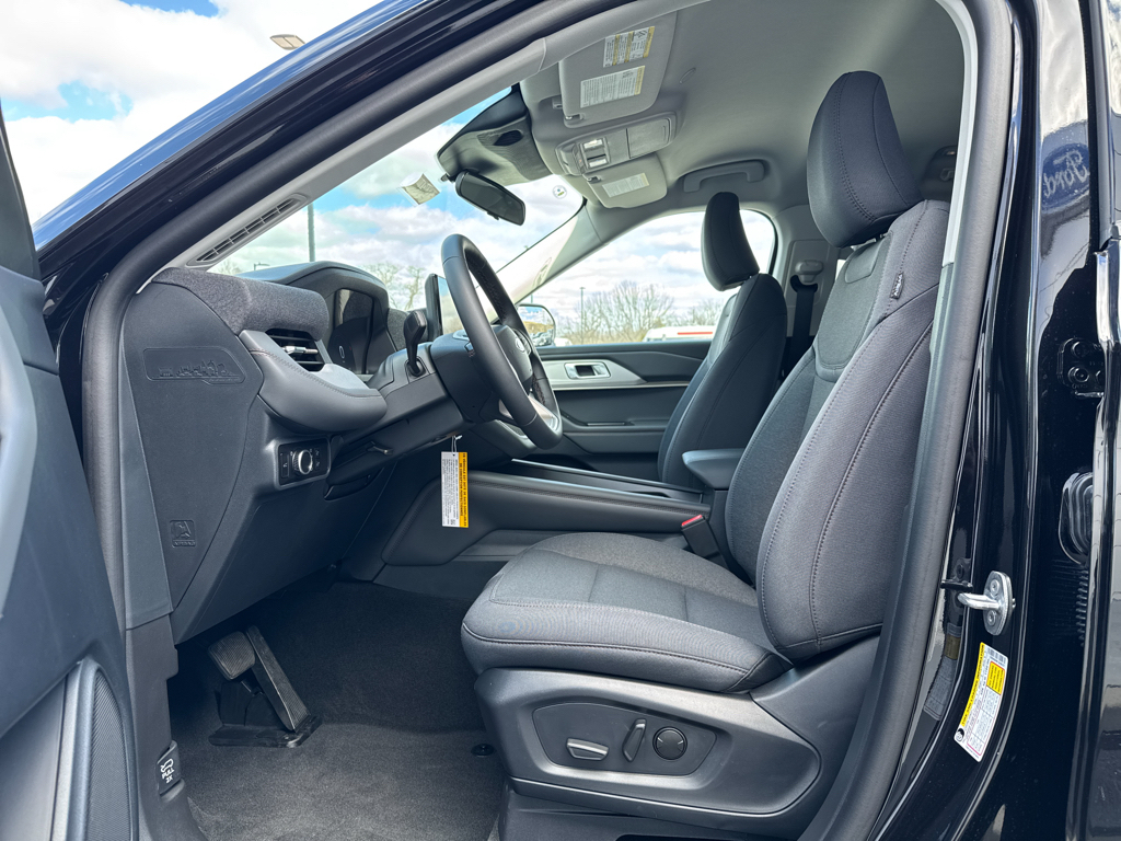 New 2026 Ford Explorer - photo 6