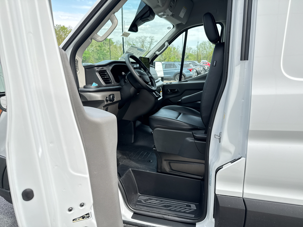 New 2026 Ford Transit 250 - photo 8