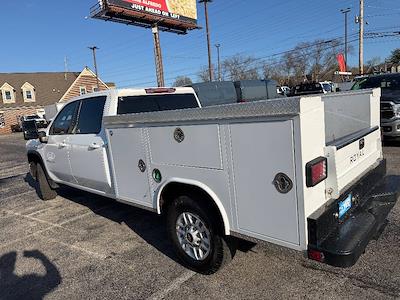 Used 2024 Chevrolet Silverado 2500 - photo 1