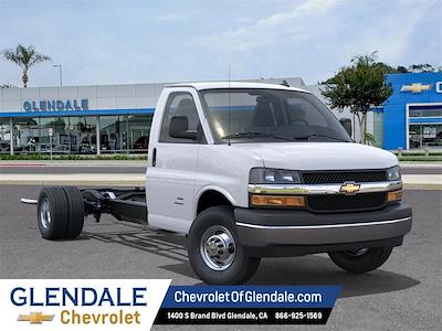 New 2025 Chevrolet Express 3500 - photo 1
