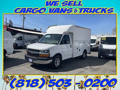 Used 2016 Chevrolet Express 3500 - photo 1