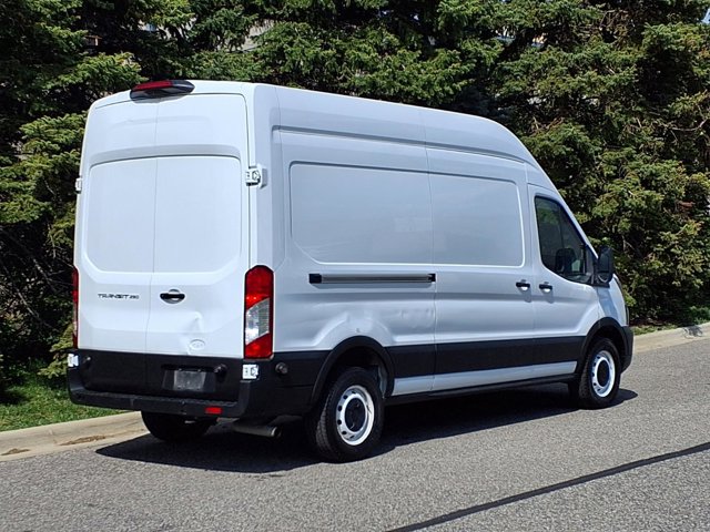 Used 2023 Ford Transit 250 - photo 5