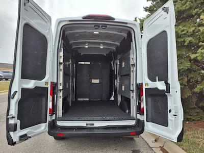 Used 2023 Ford Transit 250 - photo 1