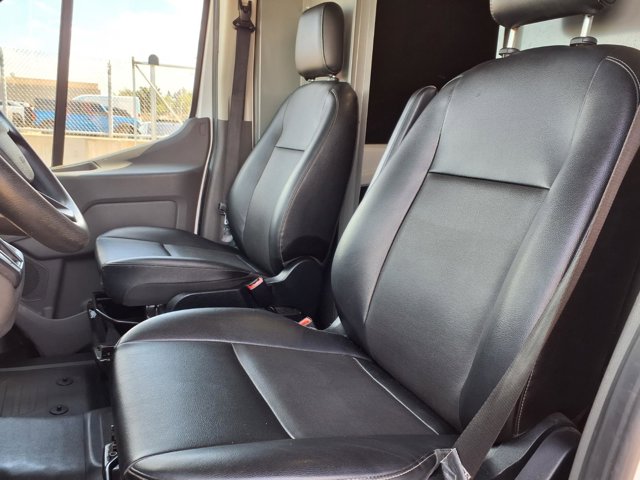 Used 2023 Ford Transit 250 - photo 5