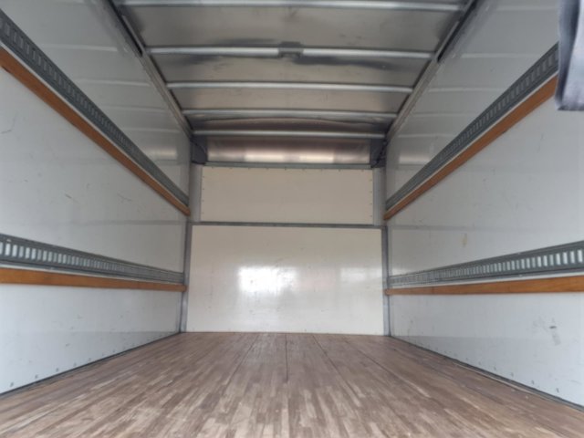 Used 2021 Ford E-350 - photo 2