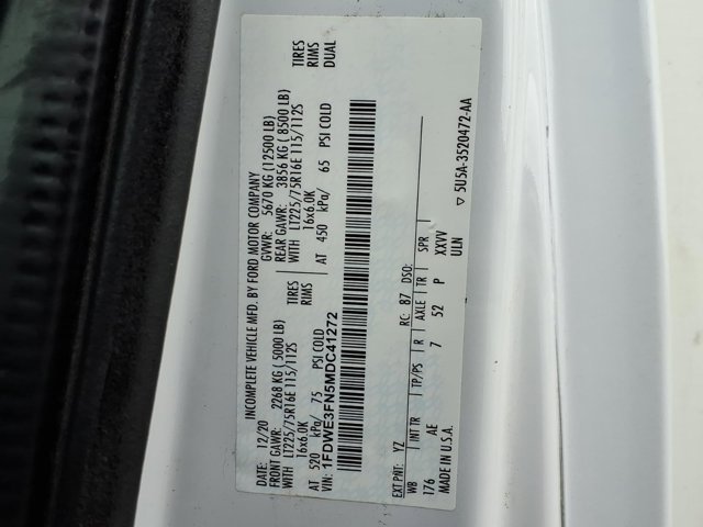 Used 2021 Ford E-350 - photo 9