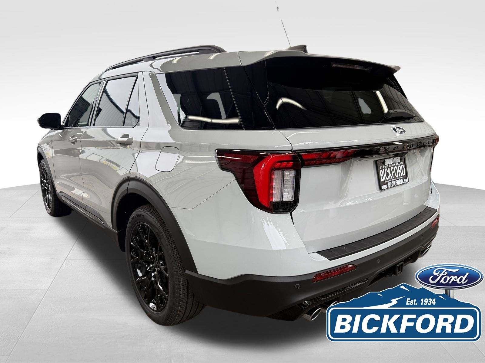 New 2027 Ford Explorer - photo 2