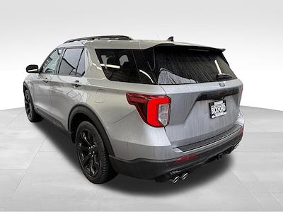 Used 2022 Ford Explorer - photo 1