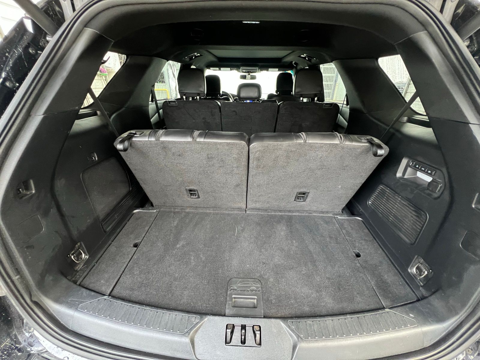 Used 2023 Ford Explorer - photo 10