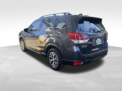 Used 2022 Subaru Forester - photo 2