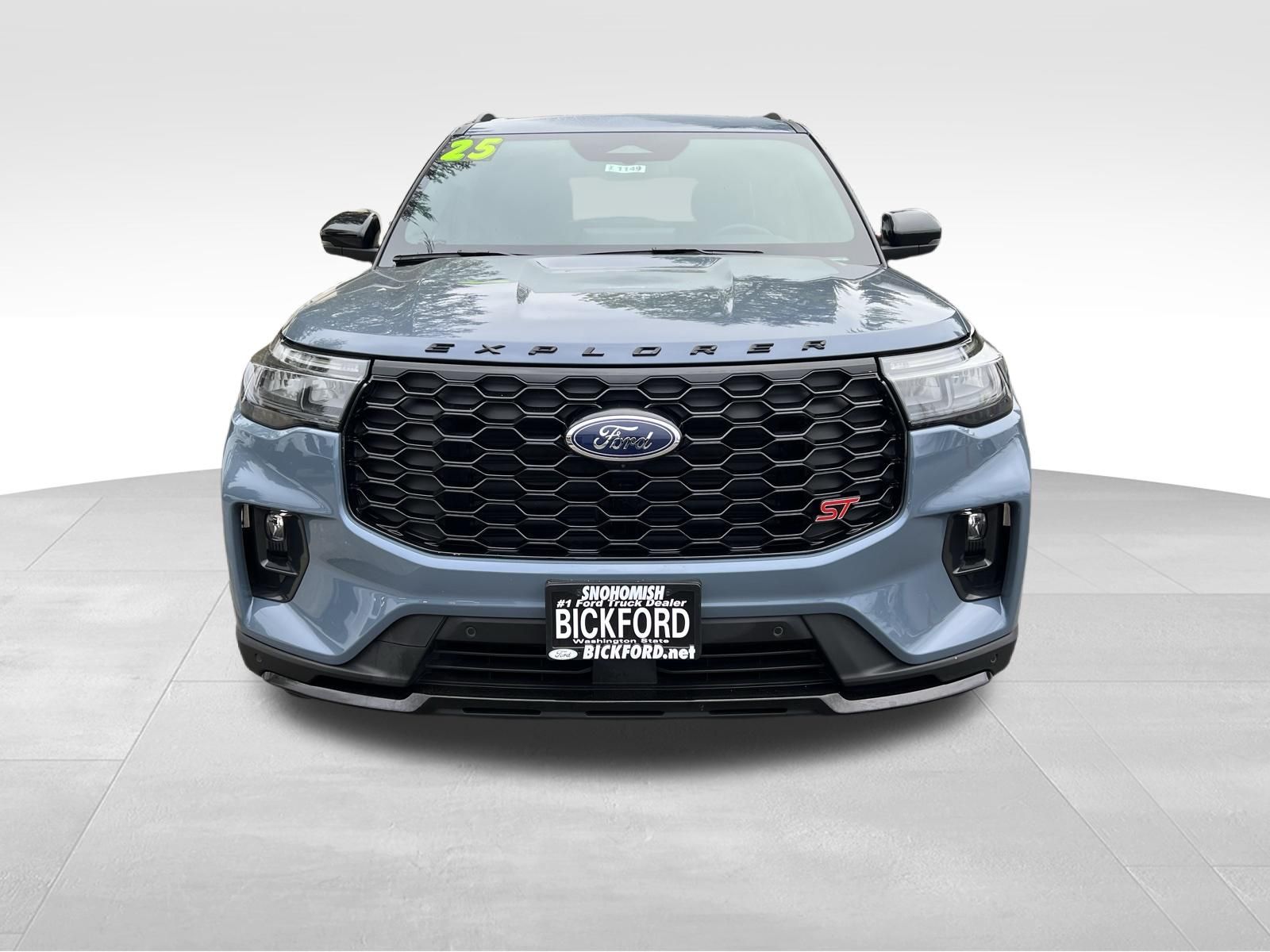 Used 2025 Ford Explorer - photo 5